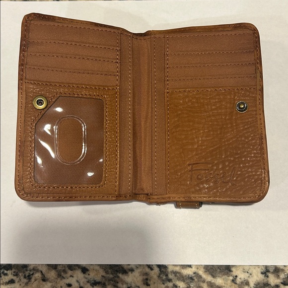 Fossil Wallet - Picture 4 of 10
